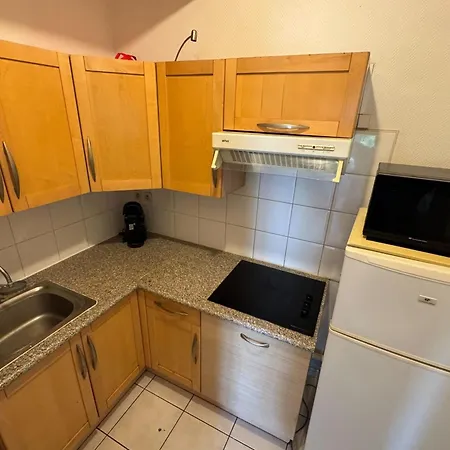 Apartament Bright Near Chateau De *